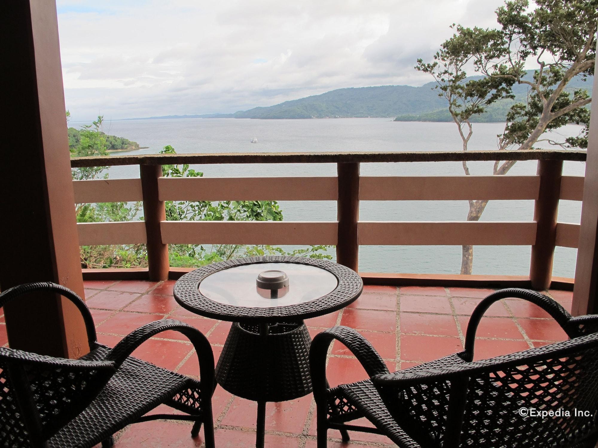 Utopia Resort & Spa Puerto Galera Exterior photo