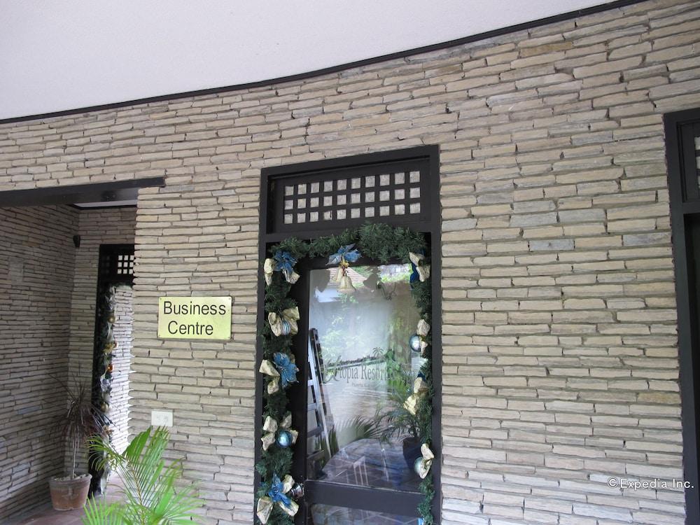 Utopia Resort & Spa Puerto Galera Exterior photo