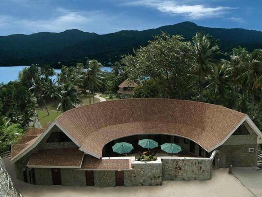 Utopia Resort & Spa Puerto Galera Exterior photo