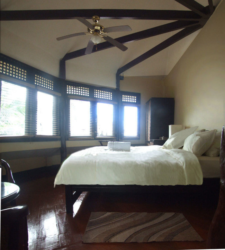 Utopia Resort & Spa Puerto Galera Exterior photo